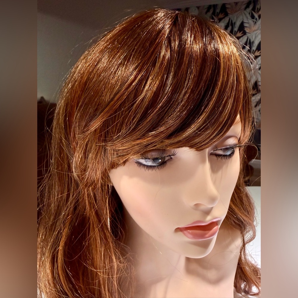 HAIR, 25-26” Vanessa Long Wavy Layers with bangs, Auburn/Copper - Picture 3 of 11